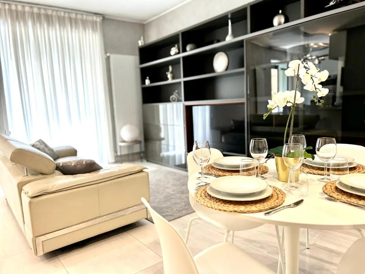 Sismondi New Apt Milano