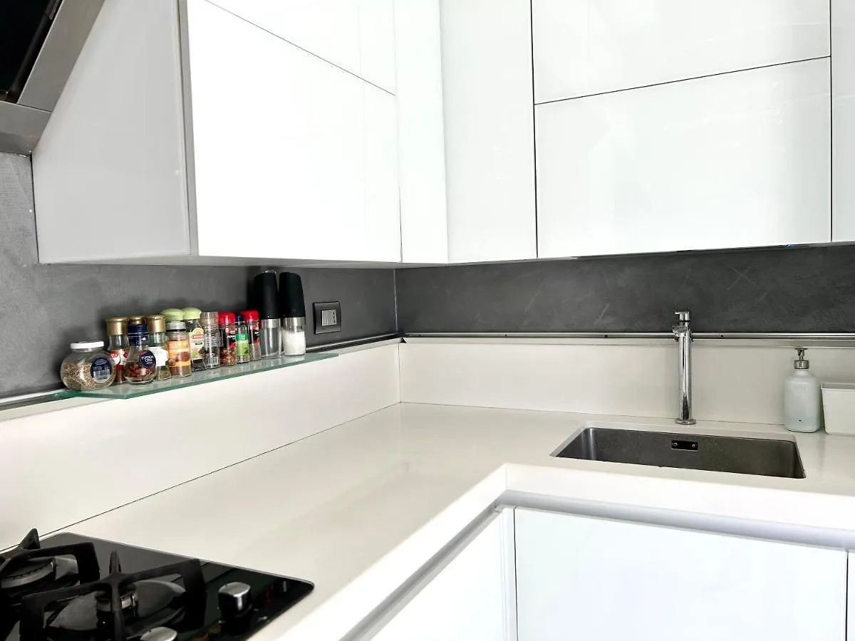 Sismondi New Apt Milano Appartamento