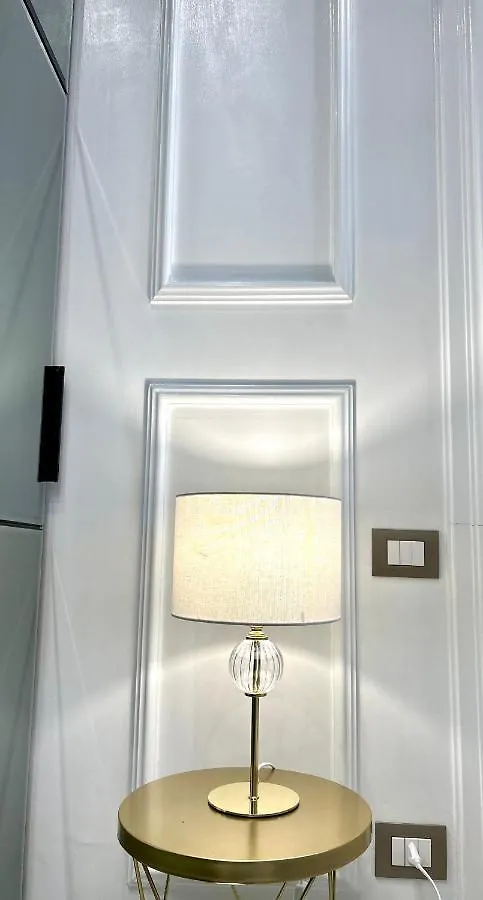 Sismondi New Apt Milano